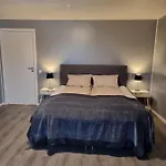 Kaldfjord Sea House Villa *