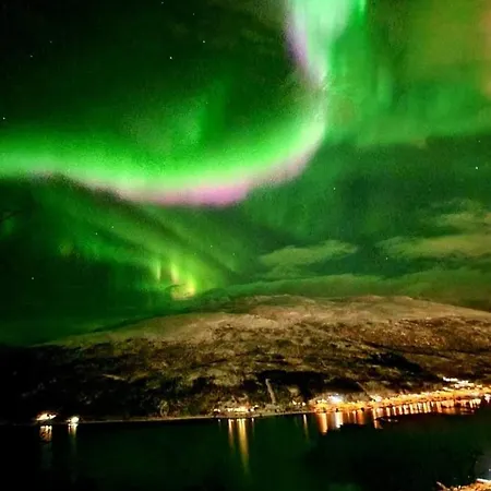 Kaldfjord Sea House Villaer *