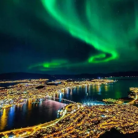 Kaldfjord Sea House * Tromso