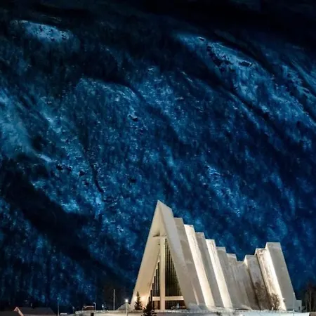 Kaldfjord Sea House * Tromso