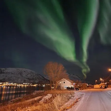 Kaldfjord Sea House *